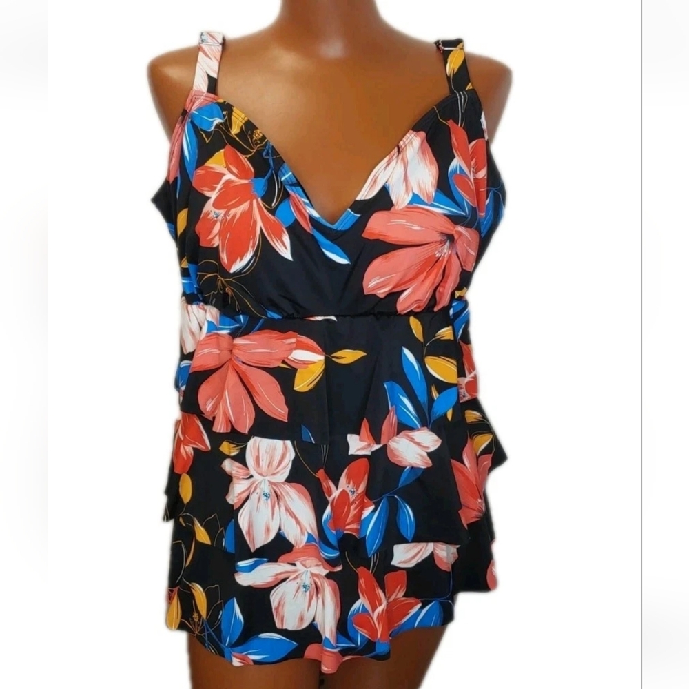 Swim Solutions Hawaiian Triple Tier Swimsuit Woman Plus 18W Floral Wireless New - Picture 4 of 12
